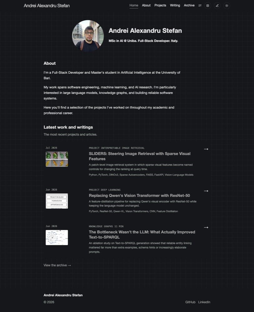 Home page con profilo, biografia e contenuti recenti